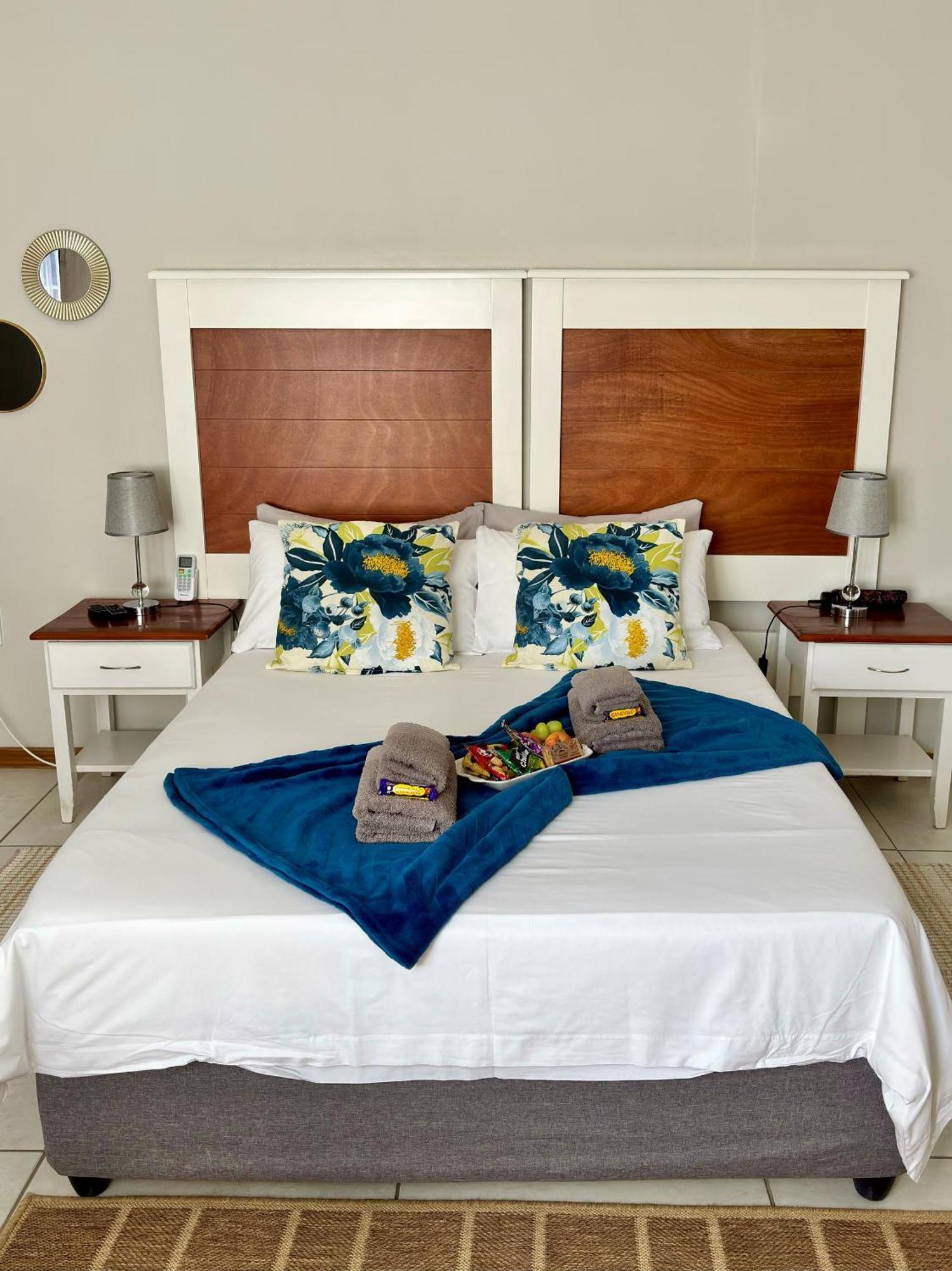 Tranquility Self Catering Hotel Luderitz Exterior photo