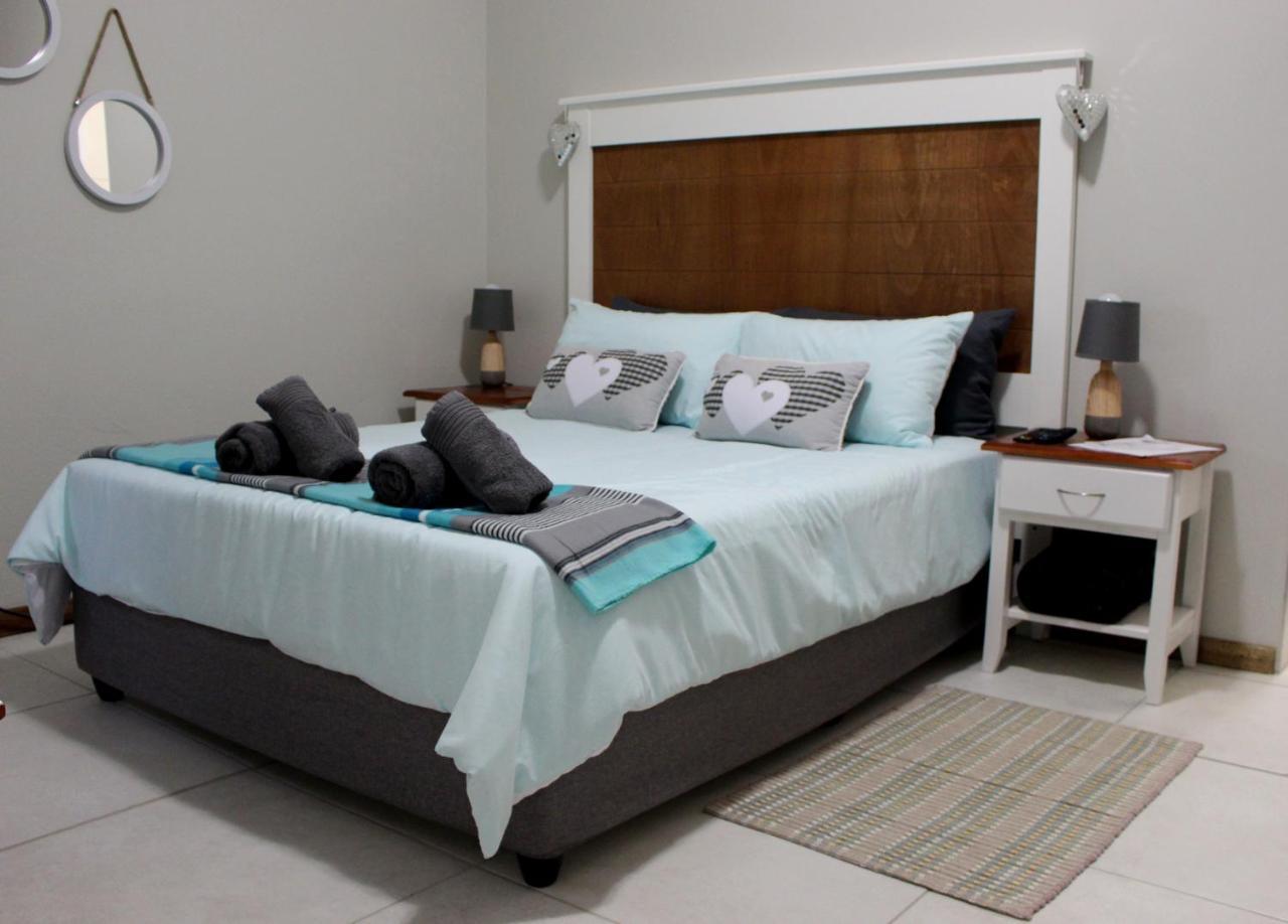 Tranquility Self Catering Hotel Luderitz Exterior photo